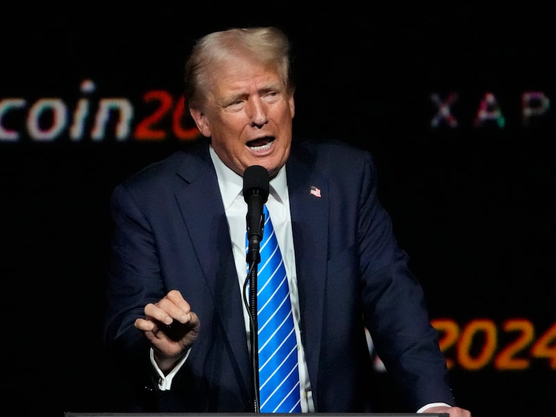 Archiefbeeld. De Amerikaanse president Donald Trump spreekt tijdens Bitcoin Conference in Nashville, VS. (27/07/24)