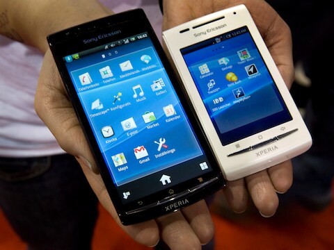 Twee Xperia-modellen die in 2011 werden voorgesteld op de CES- beurs.