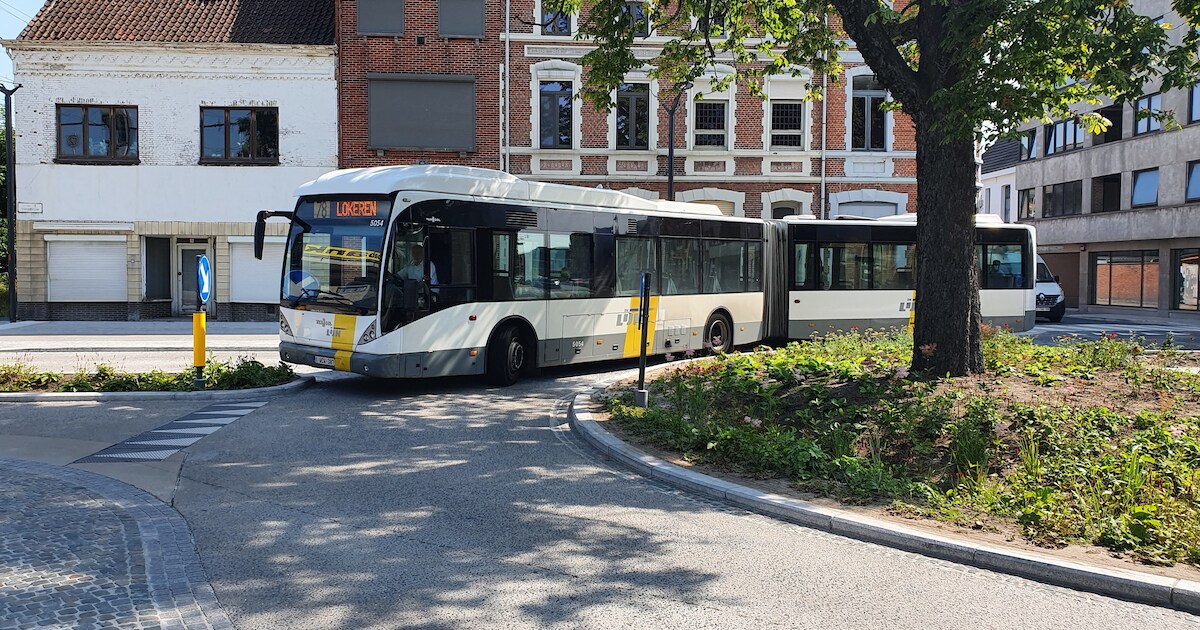 Nieuwe rotonde Stationsplein is er pas en eerste problemen duiken al op ...