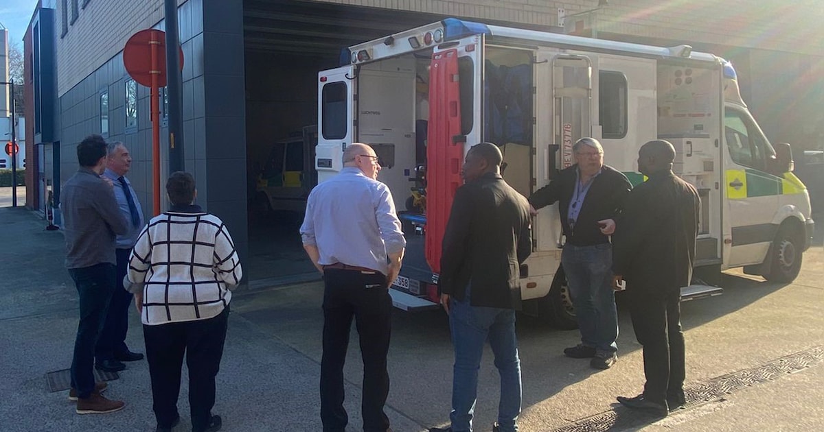 Rode Kruisafdeling Beveren-Zwijndrecht krijgt delegatie uit Benin en Burundi op bezoek