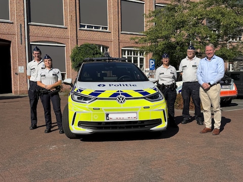 De politiezone Buggenhout-Lebbeke kreeg een nieuw elektrisch voertuig.