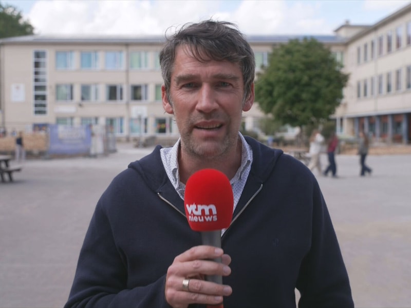 Freek Braeckman terug op zijn oude school: "Hij mag er gelukkig nog binnen"