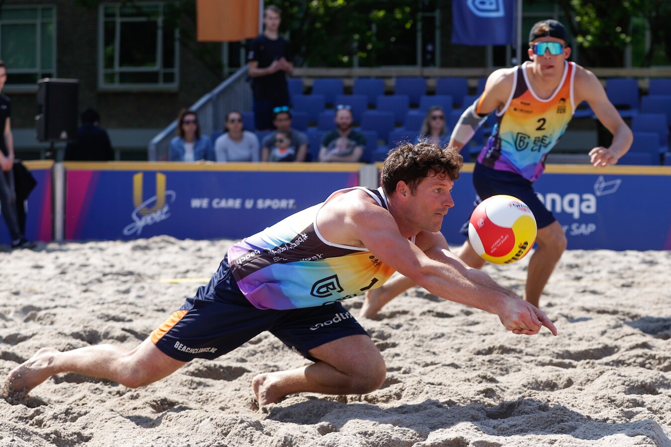 Beste seizoensstart uit carrière van Hulster beachvolleyballer Dirk ...