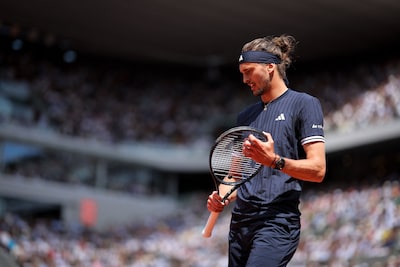 Alexander Zverev goed op weg om eerste set te winnen na twee