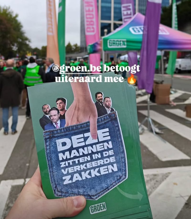 Een pamflet van oppositiepartij Groen.