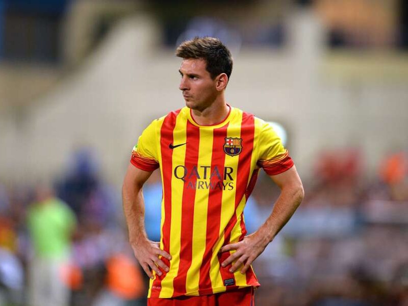 Messi sukkelt weer met een dijblessure.