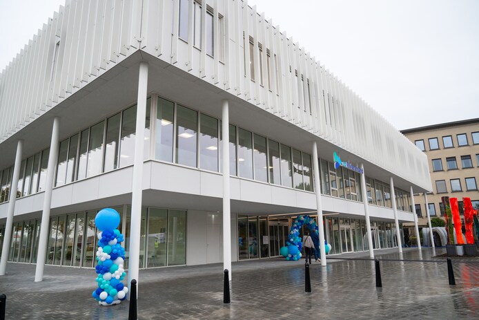 Nieuwe ziekenhuisvleugel van AZ Rivierenland in Rumst officieel geopend ...