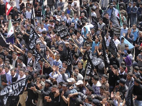 Syrisch-Libanees protest tegen Assad in Wadi Khaled.