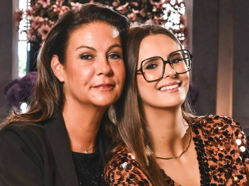 Stéphanie Meire en haar dochter Camille.