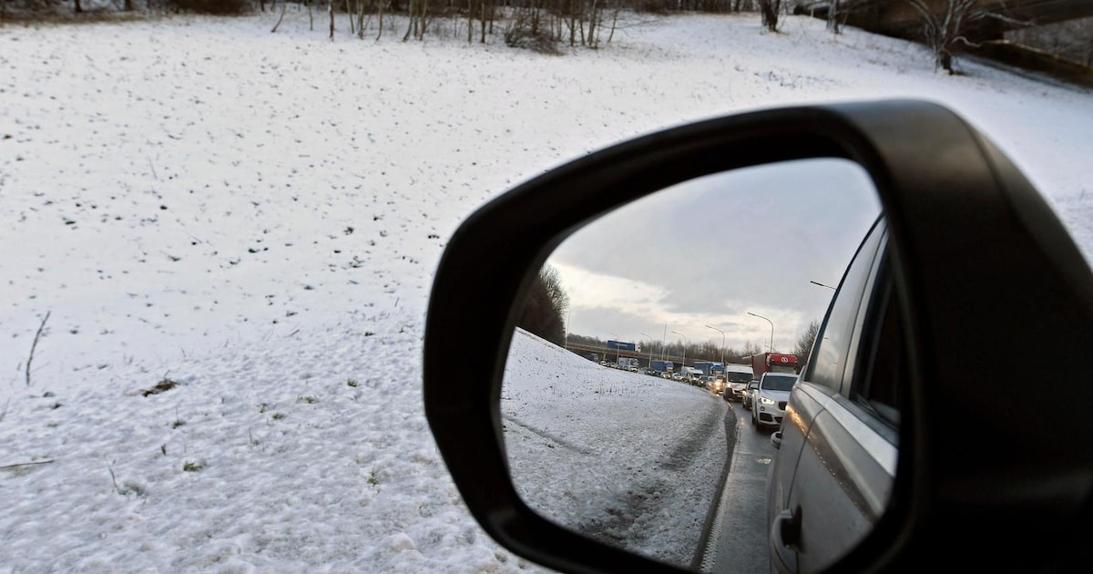 Uur file op E19 naar Brussel door ongeval bij Mechelen-Noord