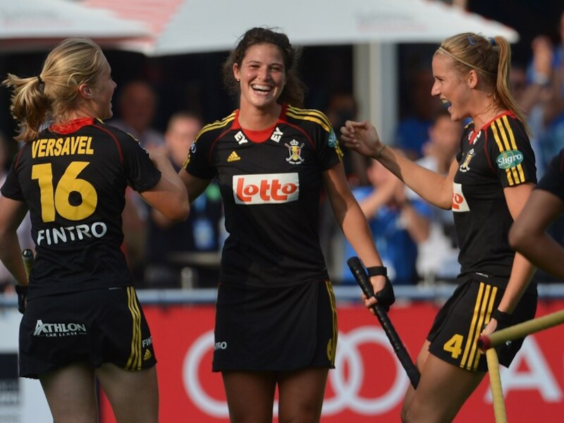 Anouk Raes (midden) scoorde de openingstreffer