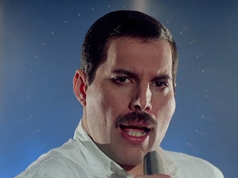 Queen-zanger Freddie Mercury zou 80 geworden zijn: “Hij leefde te kort, maar in de hoogste versnelling”