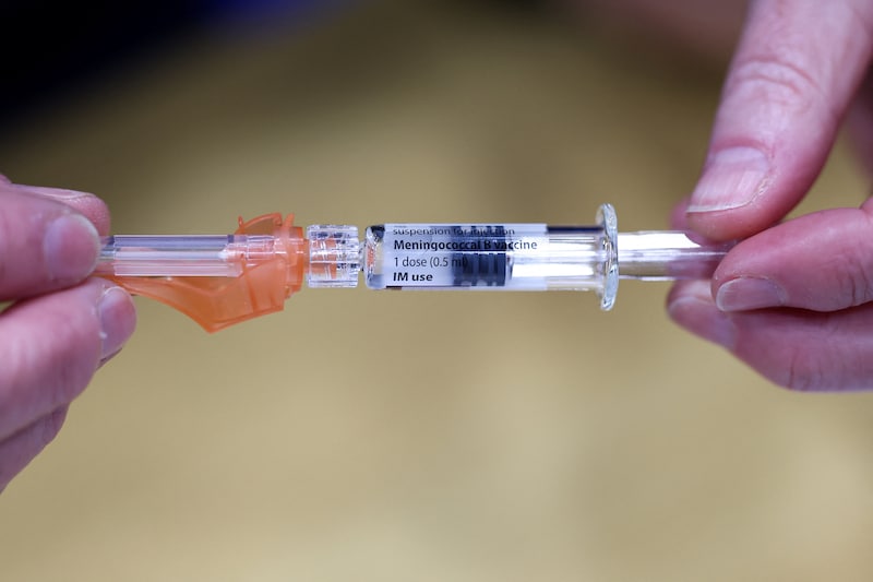 Het vaccin tegen meningitis B. 