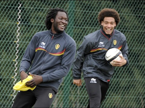 Lukaku dolt wat met Witsel.