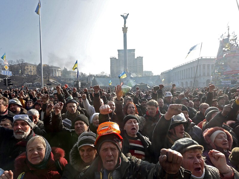 Ook vandaag stroomde het Onafhankelijkheidsplein in Kiev weer vol met demonstranten.