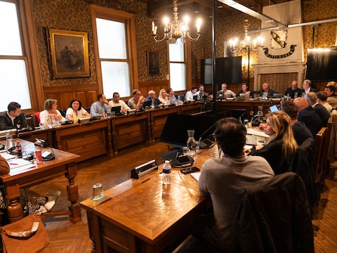 De gemeenteraad stemde in met de delegatie van de bevoegdheid inzake leningen. 