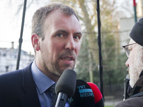 Staatssecretaris voor Mobiliteit Melchior Wathelet sluit een achterpoortje in de wet.