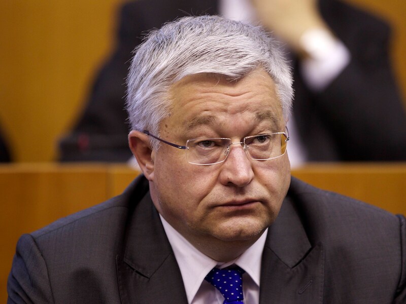 Guy Vanhengel.