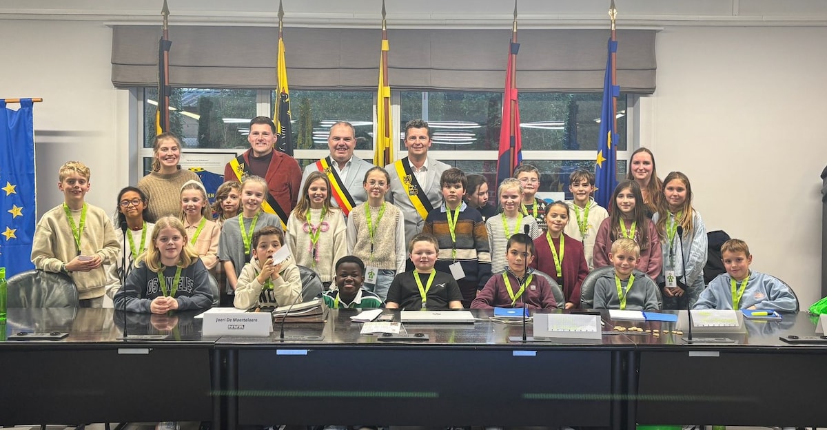 De nieuwe kindergemeenteraad van Evergem.