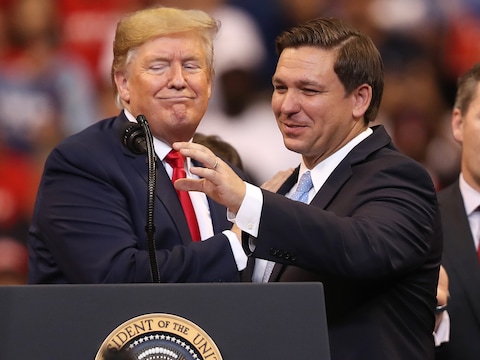 Donald Trump en Ron DeSantis in november 2019 in Sunrise in Florida.