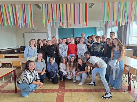 Het Sint-Catharinacollege maakt zich op voor een nieuwe theaterproductie. 
