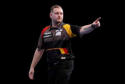 Licht aan het einde van de tunnel? Dimitri Van den Bergh haalt achtste finales Players Championship 31