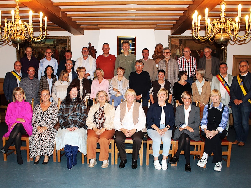 De 60-jarigen van Gits verzamelden in het oud gemeentehuis voor een receptie