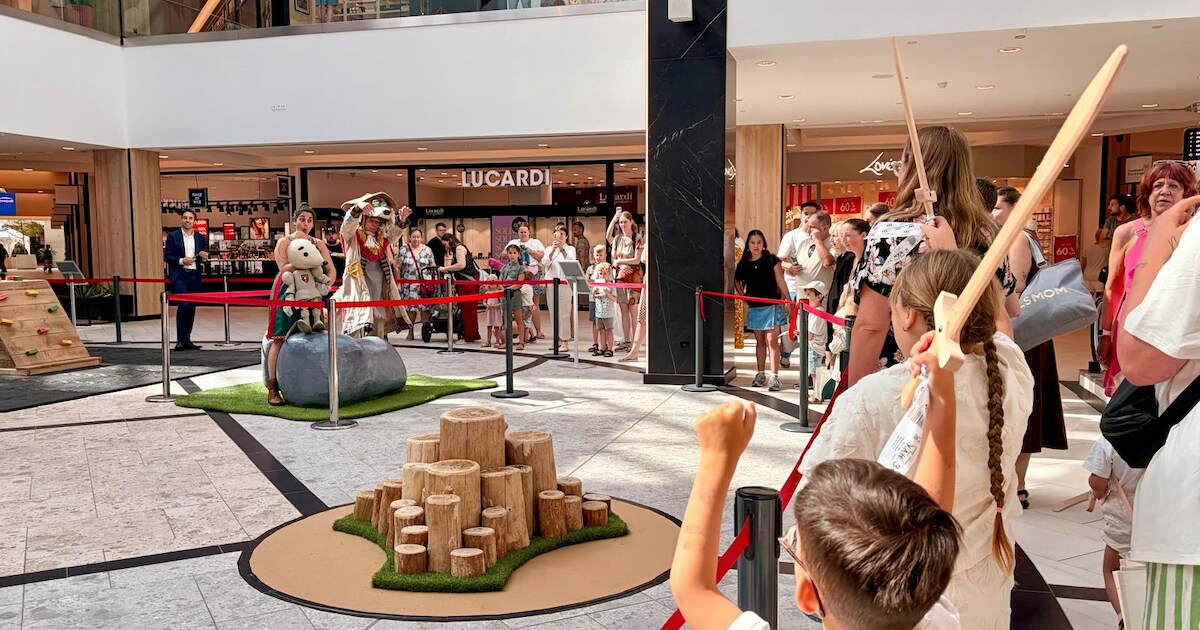En garde! Ridder Muis neemt haar intrek in Wijnegem Shopping Center ...
