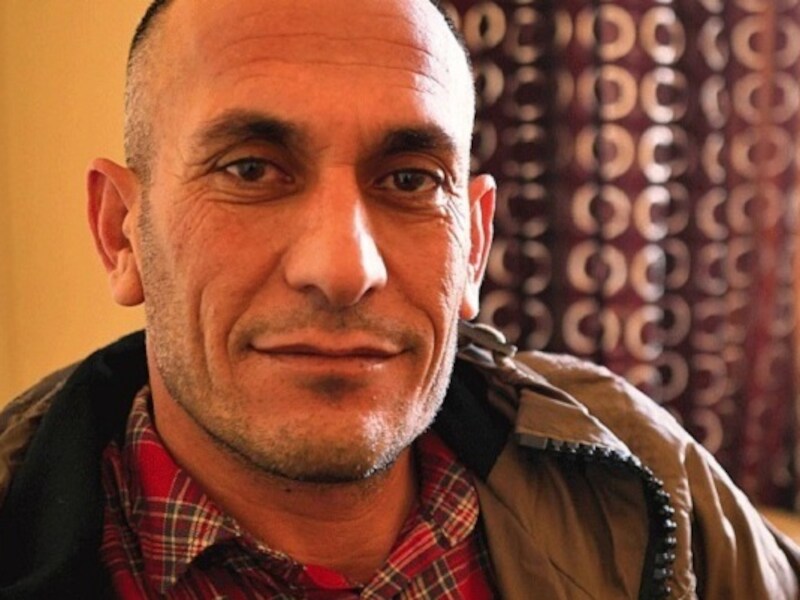 Advocaat Khaleel al-Dakhi riskeert zijn eigen leven om vrouwen te bevrijden uit de klauwen van IS.
