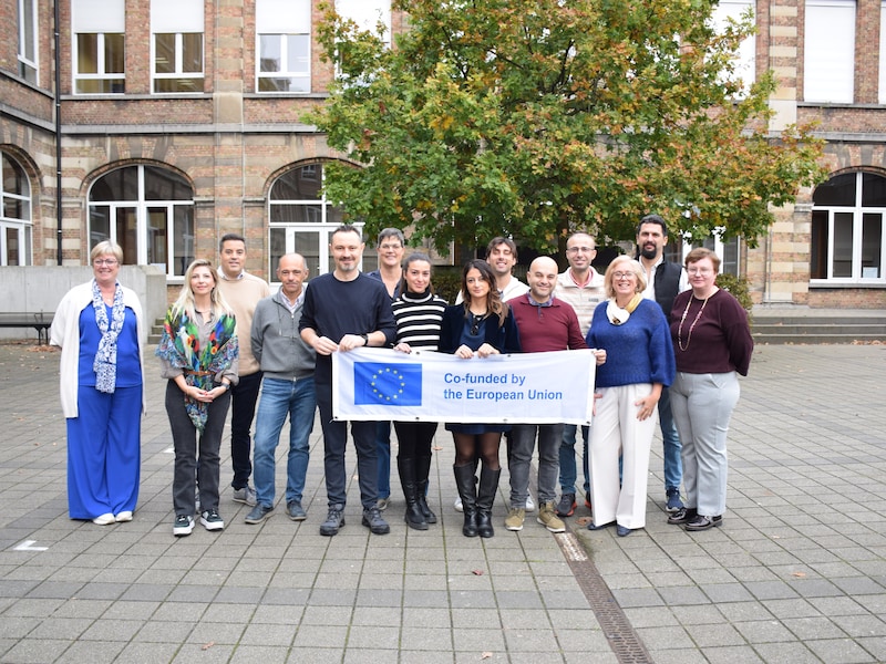 De Bron werkt de komende twee jaar samen met buitenlandse scholen aan een internationaal Erasmus+-project