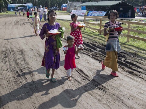 Rohingya-kinderen in een vluchtelingenkamp op het Indonesische eiland Sumatra.