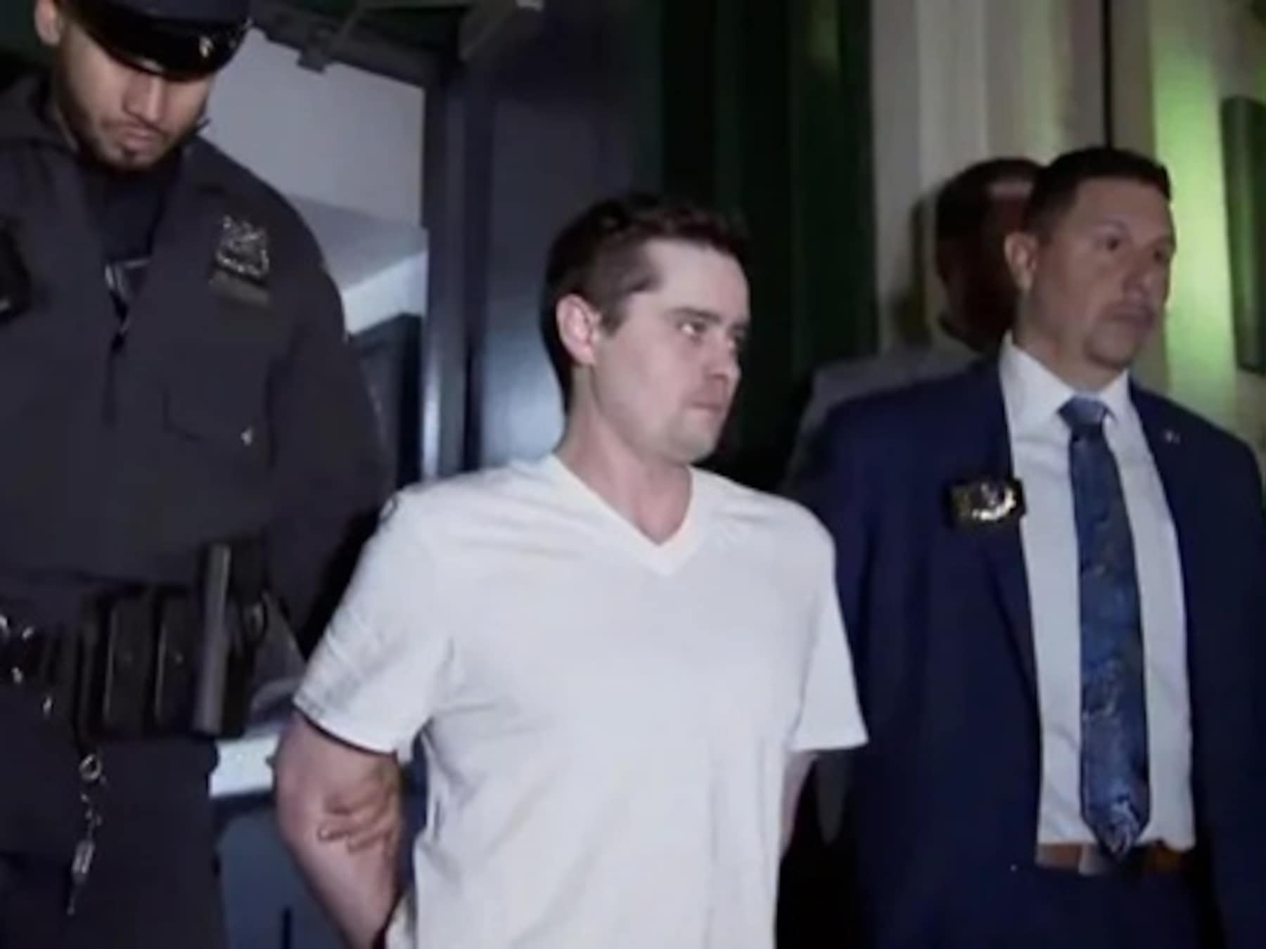 Weer straffe roof: nepbezorger bindt slachtoffer vast en steelt 11 miljoen  dollar aan crypto in San Francisco | Buitenland | HLN.be