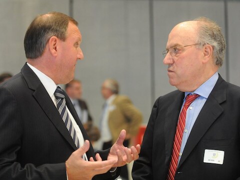 Dirk Van Mechelen hier naast Karel Vinck (archieffoto)