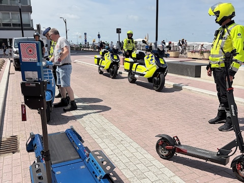 Bromfietsen, elektrische steps en bromfietsen werden aan een controle onderworpen.