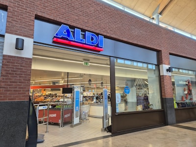 FOD Werkgelegenheid: “ALDI mag werknemers op zondag maar tot 12 uur laten werken”