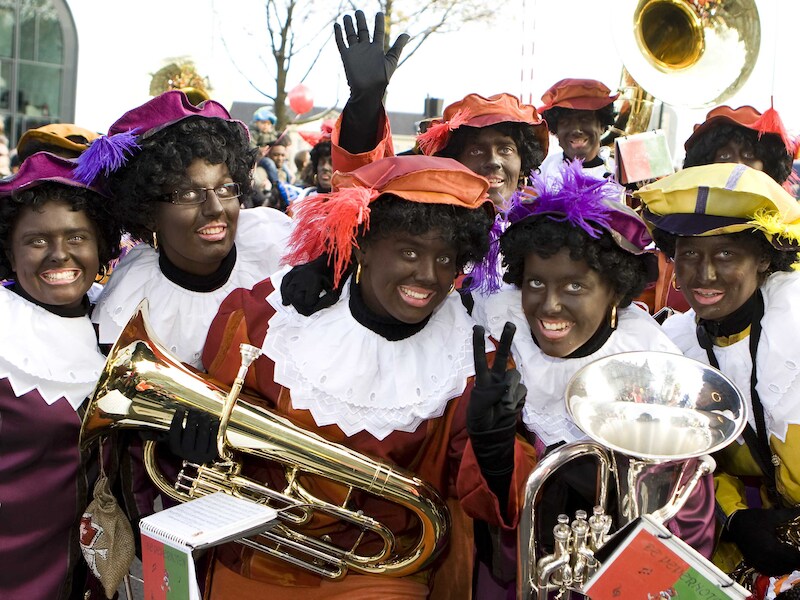 Zwarte Pieten in Amsterdam.