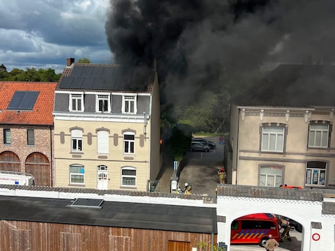 Het was een korte, maar hevige brand in Lievegem.