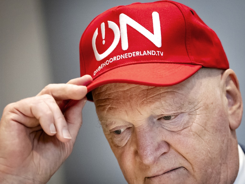 “Als je regels steeds niet nakomt, houdt het een keer op”: rechtse omroep Ongehoord Nederland dreigt licentie te verliezen