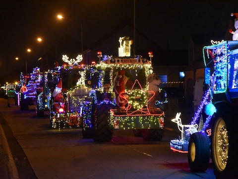 De tractorlichtstoet in Steenokkerzeel.