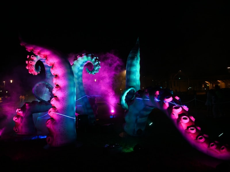 De kleurrijke octopus Octosuzy wordt de eyecatcher op Putteke Winter 2026. 
