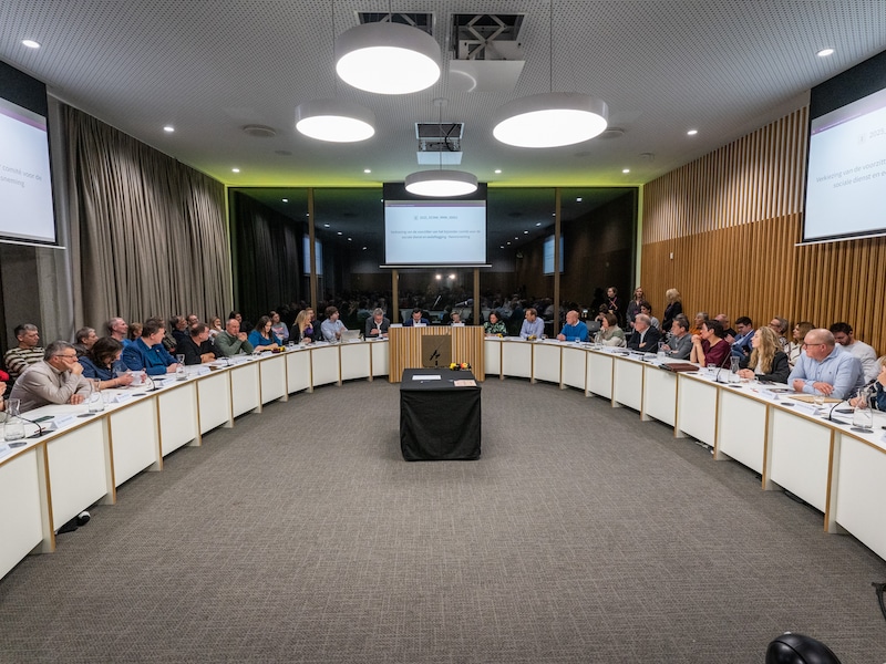 Gemeenteraad Nijlen bespreekt lening voor voetbalclub, Digibank en toekomst van Wolmolen