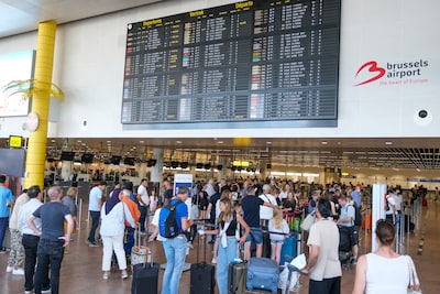 Brussels Airport beleeft extreem drukke dag met 41.000 reizigers: “Hét terugkeerweekend van het jaar”