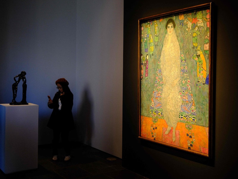 Schilderij van Gustav Klimt voor recordbedrag van 236,4 miljoen geveild