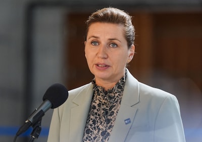Premier van Denemarken biedt excuses aan voor gedwongen anticonceptie in Groenland