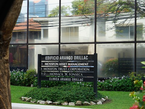 De gevel van het kantoor van Mossack Fonseca.