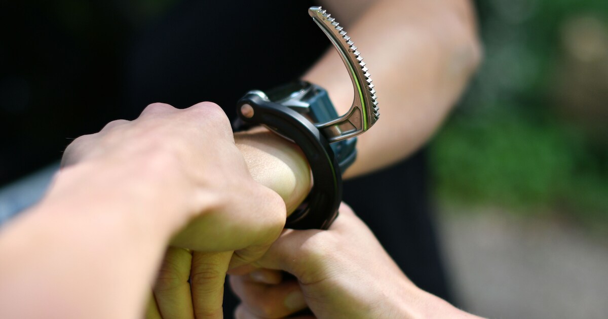 Meerdere gestolen Toyota's aangetroffen in Eijsden, politie houdt drie mannen aan