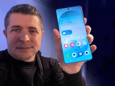 De nieuwe Samsung kan je héle scherm onzichtbaar maken voor omstanders, of slechts bepaalde delen. 