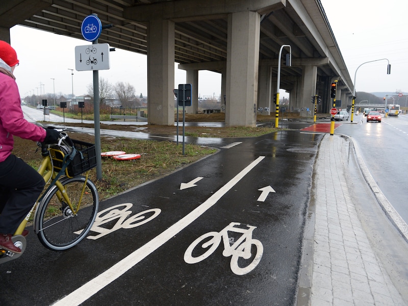 Het begin van de Wijgmaalsesteenweg aan de Vaartdijk in Leuven. 