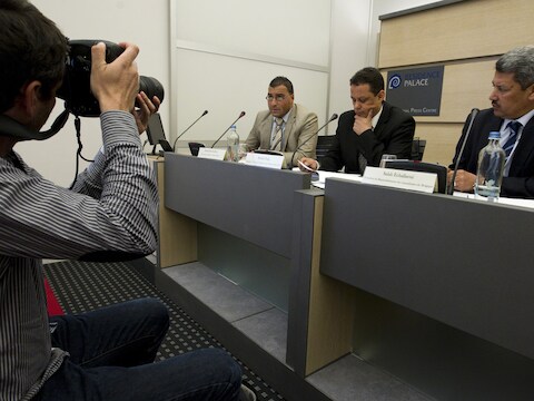Khalid Benhaddou, woordvoerder Platform Vlaamse Imams, Khalid Hajji, voorzitter van de Conseil europeen des Oulemas marocains en Salah Echallaoui, voorzitter van de Rassemblement des musulmans de Belgique.