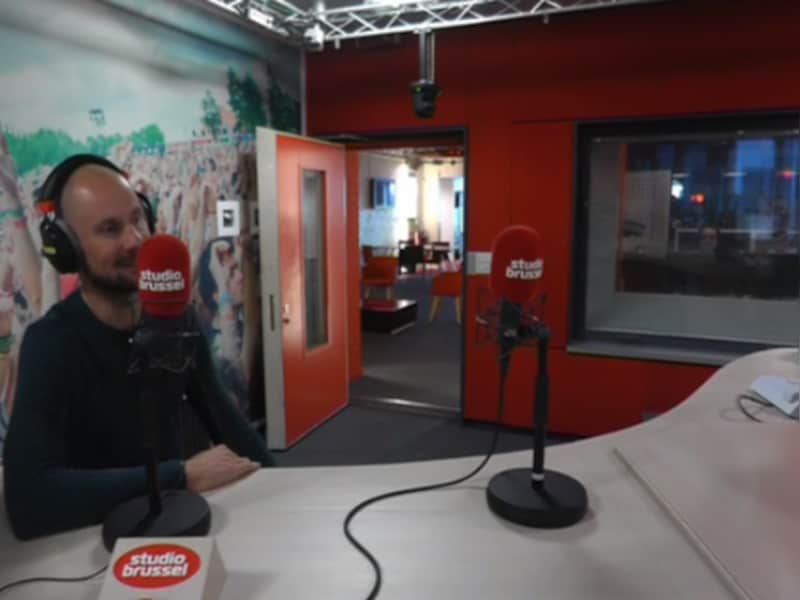 Boonen krijgt dan toch zijn vijfde kassei (bij StuBru) en doet deze zomer festivals: "Op dat vlak ben ik nog een echte maagd"